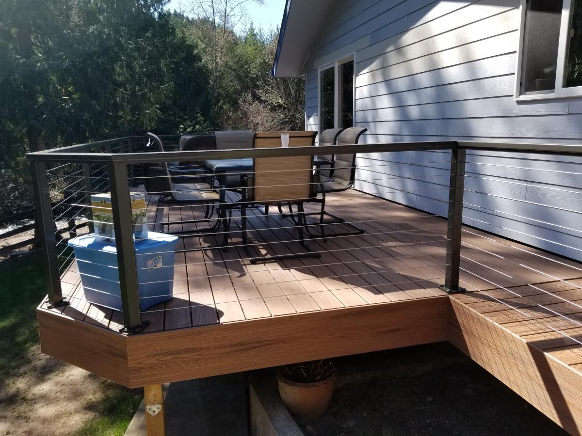 Trex Deck with Cable Hand Rail